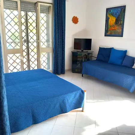 Cucci Mono Angela Casa vacanze